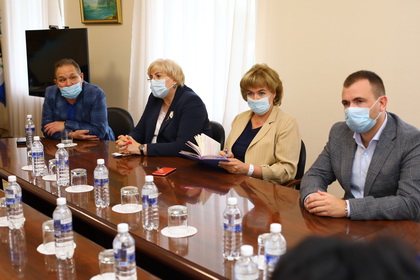  Повестку июньской сессии обсудили спикер, главы комитетов и комиссий, руководители фракций